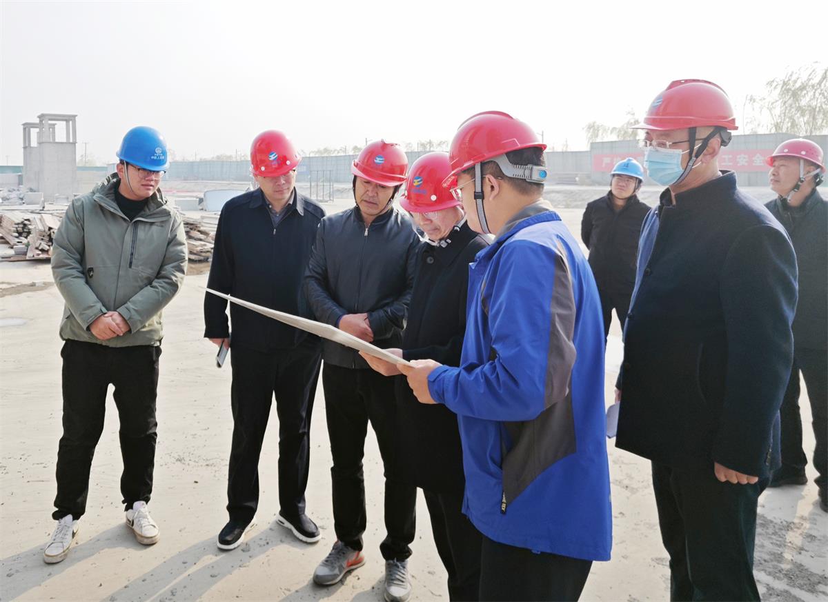 丁銳董事長到房地產調研4.jpg